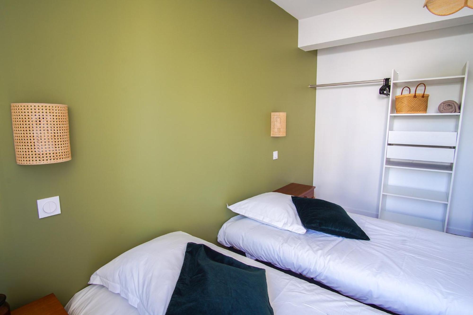 -Le Sentier- Elegant T3 Avec Jardin Proche Mer كونكارنو المظهر الخارجي الصورة